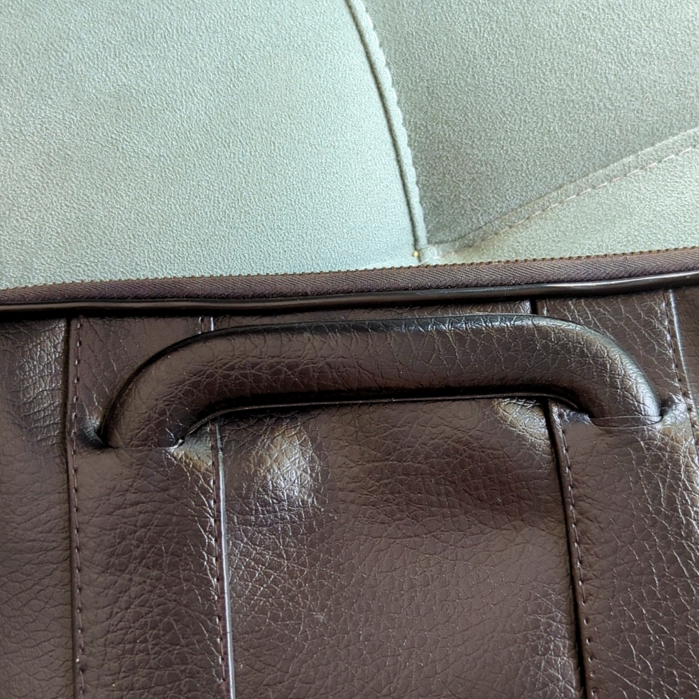 70's Unisex Royal Briefcase - Picture 3 of 8